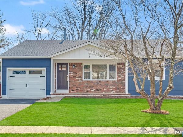 3 Pembroke Lane, BERKELEY, NJ 08757