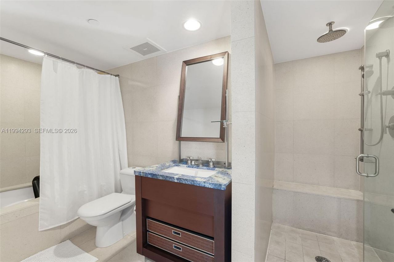 6801 Collins Ave , Unit 1112 (Door, Miami Beach, FL 33141 Photo