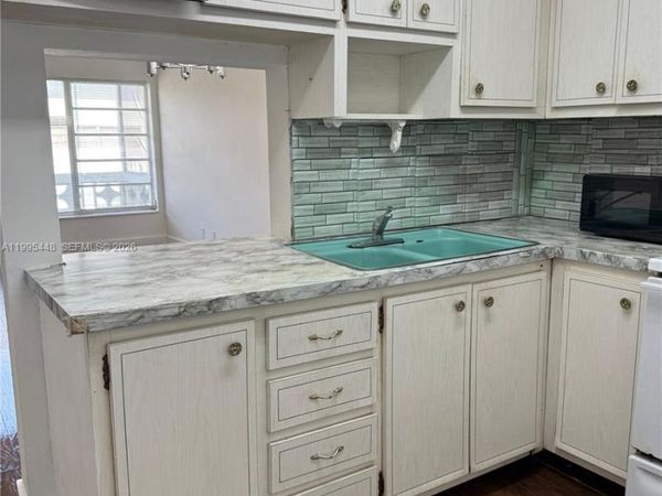 16701 NE 14th Ave, Unit 201, Miami, FL 33162