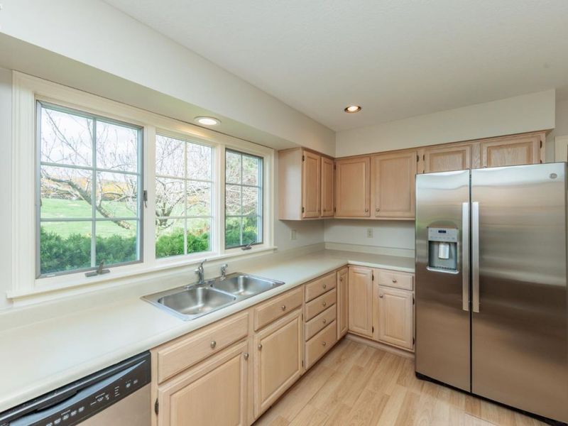 1418 Julianne Circle, Sandusky, OH 44870 Photo 15