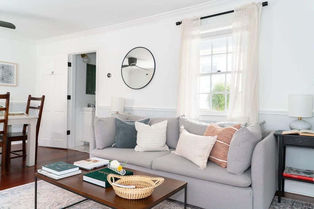 149 Line Street Photo 10