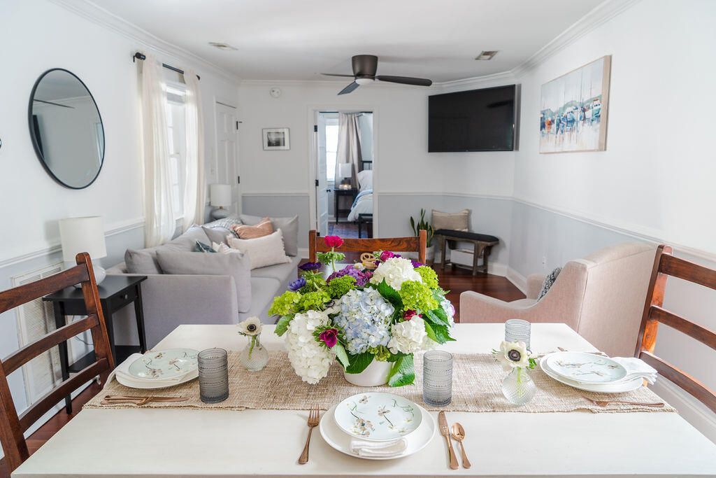 149 Line Street Photo 9