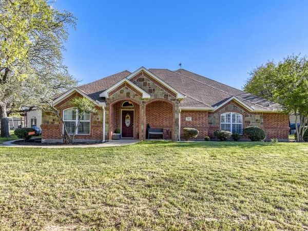 7835 Portwood Road, Azle, TX 76020