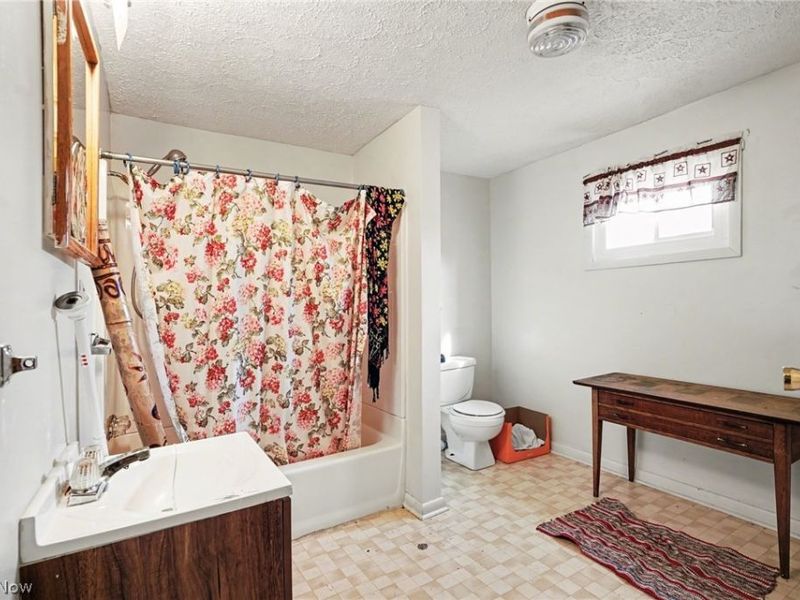 2204 Harmon Avenue, Niles, OH 44446 Photo 12