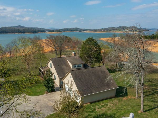 1379 Paradise Lane, Dandridge, TN 37725