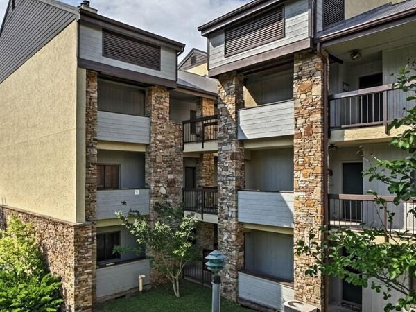 1130 Ski View Drive, Gatlinburg, TN 37738