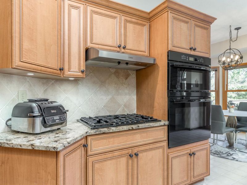 1204 Poppy Hills Drive , Blacklick, OH 43004 Photo 12