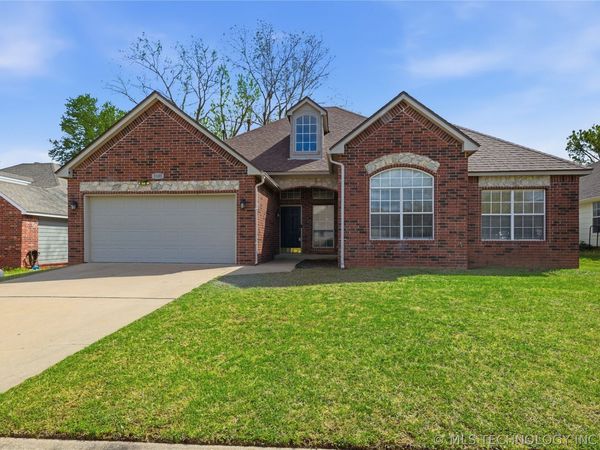 3105 N 1st Street , Broken Arrow, OK 74012