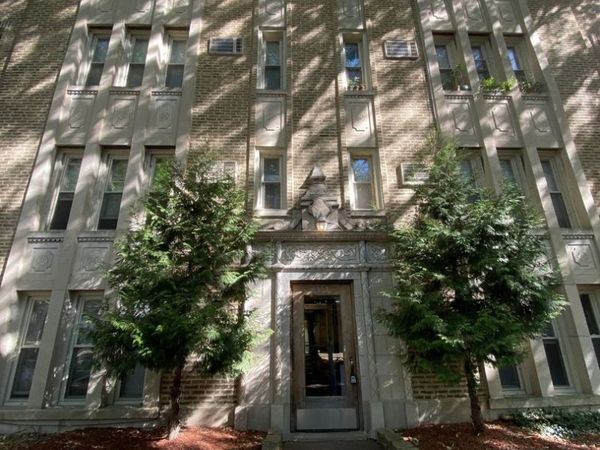 1332 W Hood Avenue, Unit 208, Chicago, IL 60660