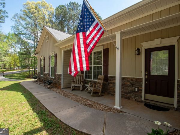 101 Philmont Court, Lagrange, GA 30240
