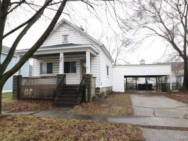 202 Elm Street, Bay City, MI 48706