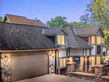 1739 Ridge Road, White Lake Twp, MI 48383