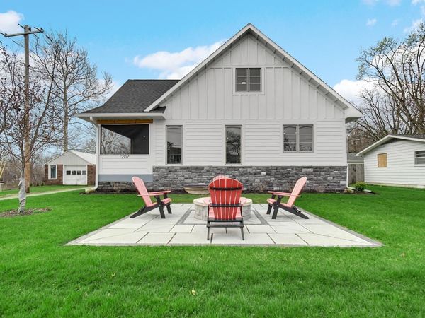 1207 W Shore Drive, Culver, IN 46511