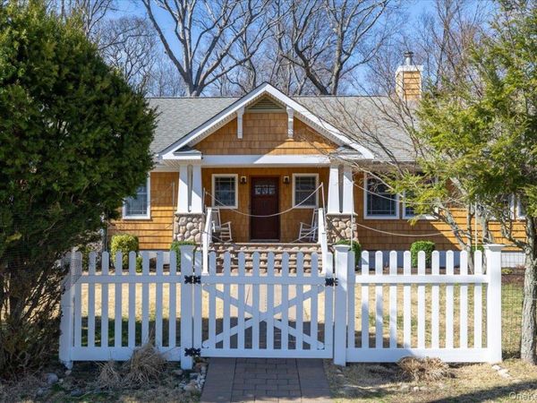 14 Cedar Street , Wading River, NY 11792