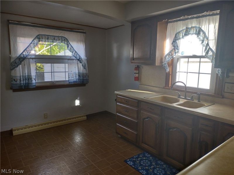 2520 Daleford Avenue NE, Canton, OH 44705 Photo 12