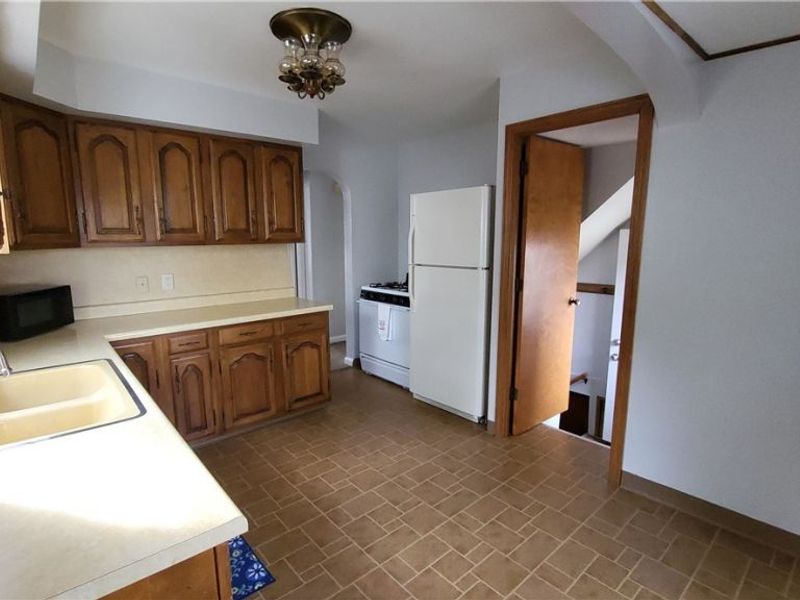 2520 Daleford Avenue NE, Canton, OH 44705 Photo 13