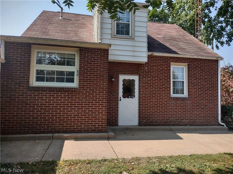 2520 Daleford Avenue NE, Canton, OH 44705 Photo 5