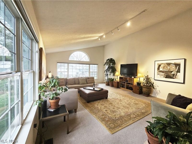 6861 Hidden Lake Trail, Brecksville, OH 44141 Photo 6