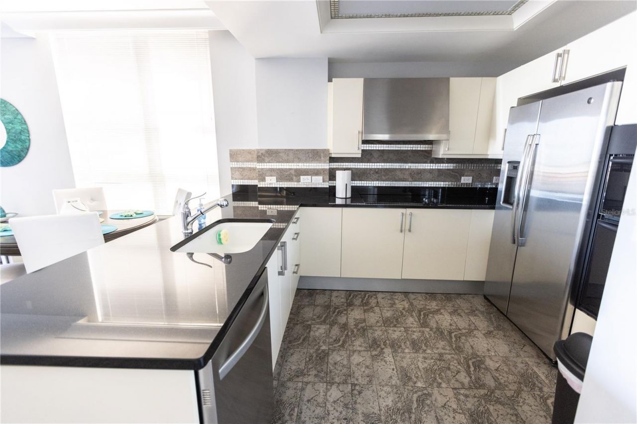 1350 Main Street, Unit 709, Sarasota, FL 34236 Photo