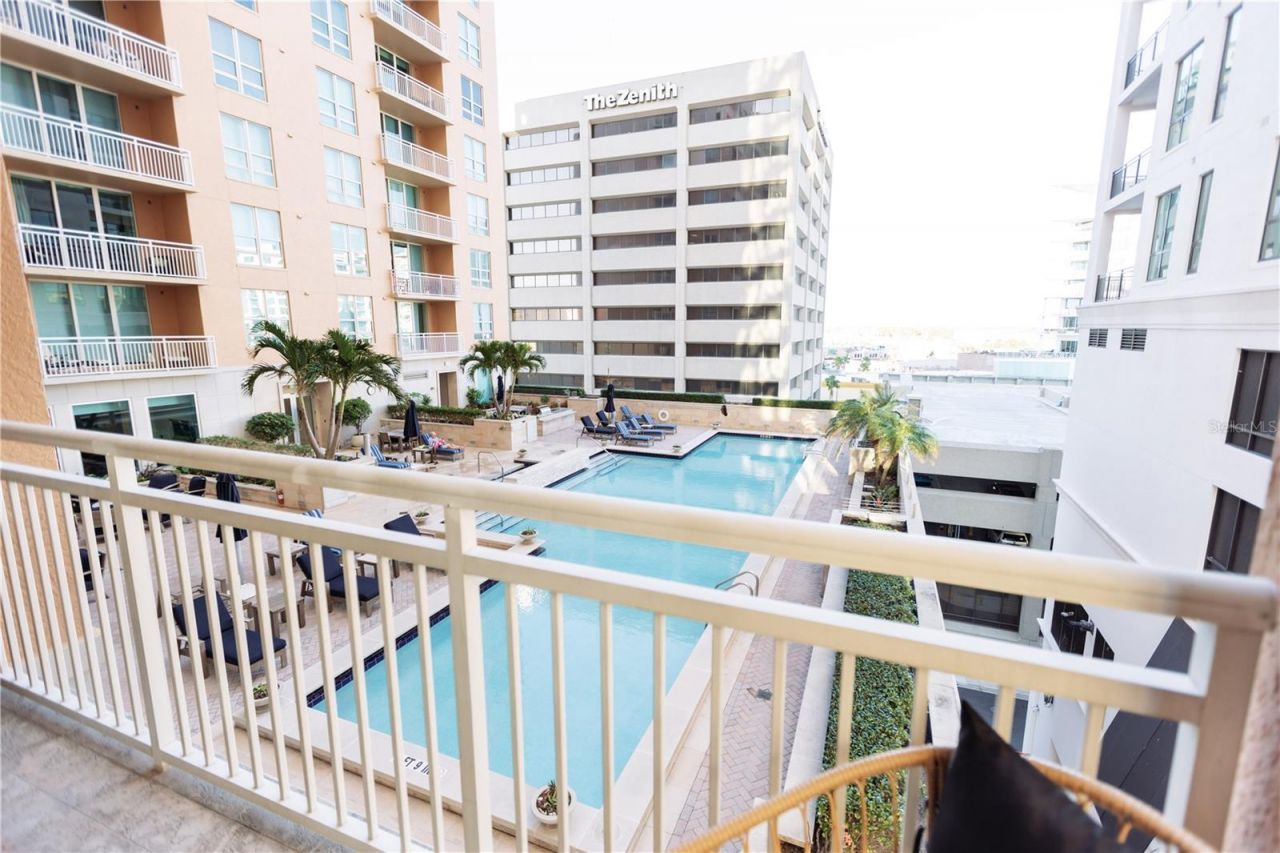 1350 Main Street, Unit 709, Sarasota, FL 34236 Photo