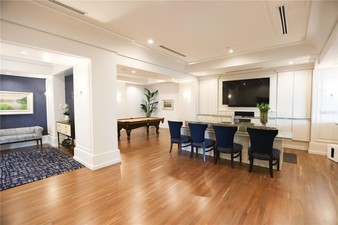 1350 Main Street, Unit 709, Sarasota, FL 34236 Photo