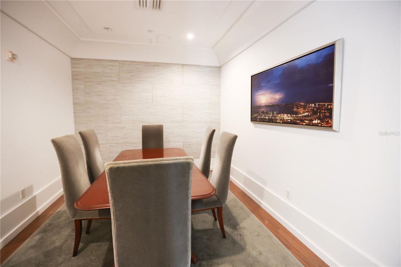 1350 Main Street, Unit 709, Sarasota, FL 34236 Photo