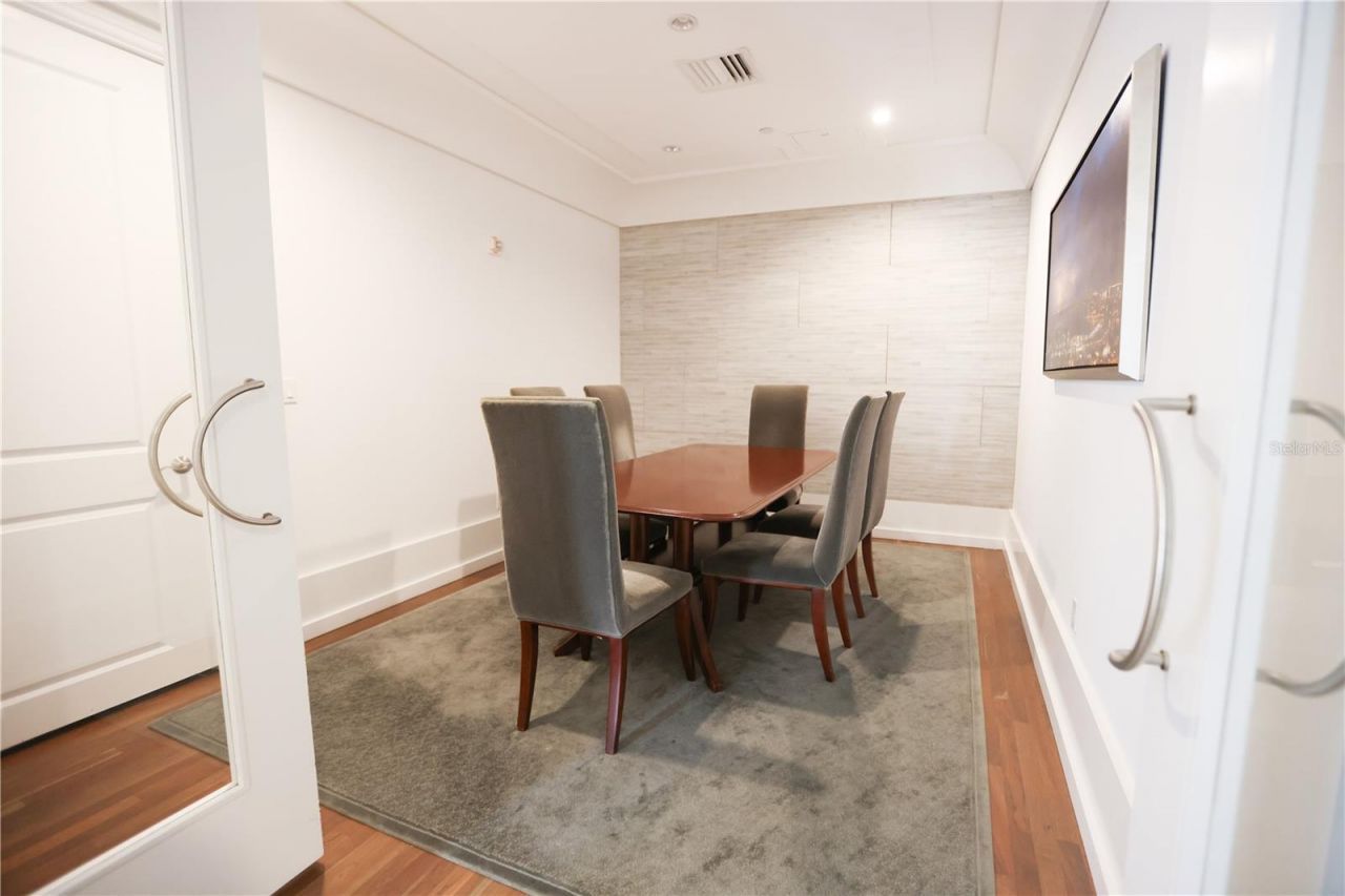 1350 Main Street, Unit 709, Sarasota, FL 34236 Photo