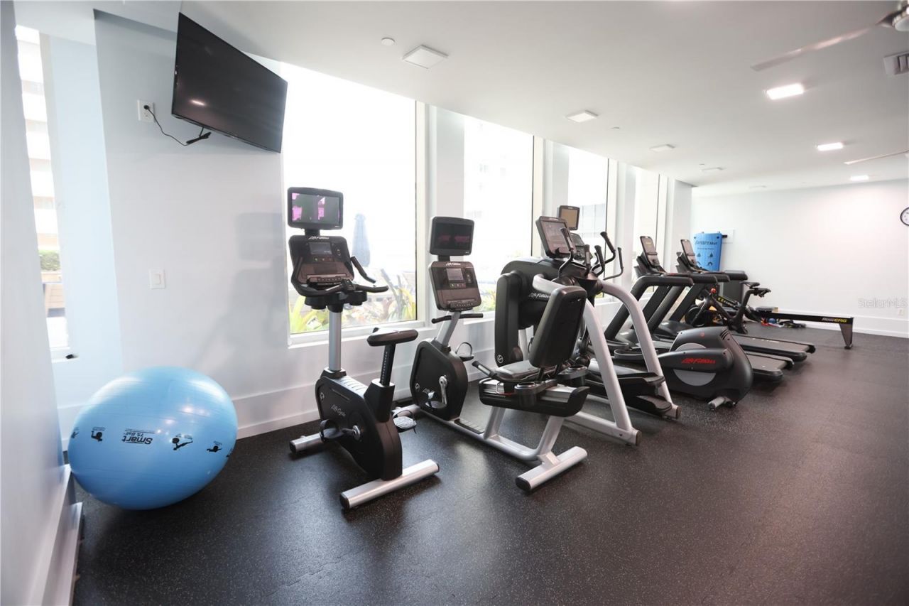 1350 Main Street, Unit 709, Sarasota, FL 34236 Photo