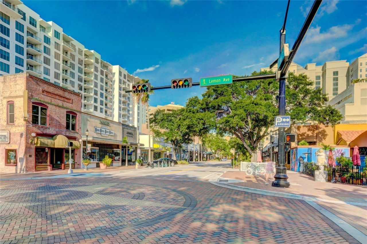 1350 Main Street, Unit 709, Sarasota, FL 34236 Photo