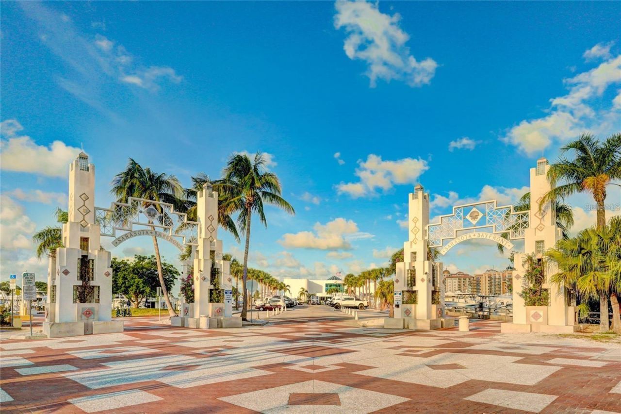 1350 Main Street, Unit 709, Sarasota, FL 34236 Photo