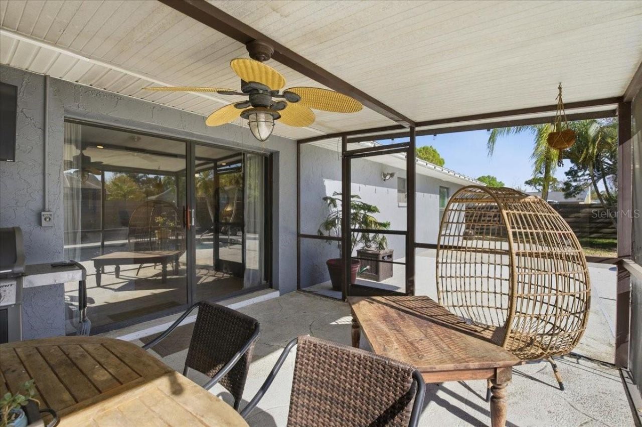 1467 Georgetowne Drive , Sarasota, FL 34232 Photo