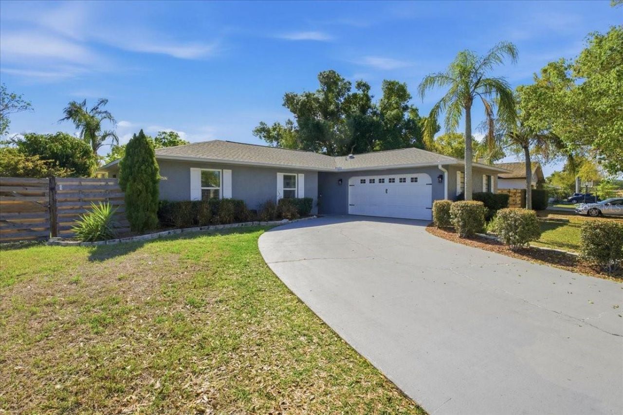1467 Georgetowne Drive , Sarasota, FL 34232 Photo