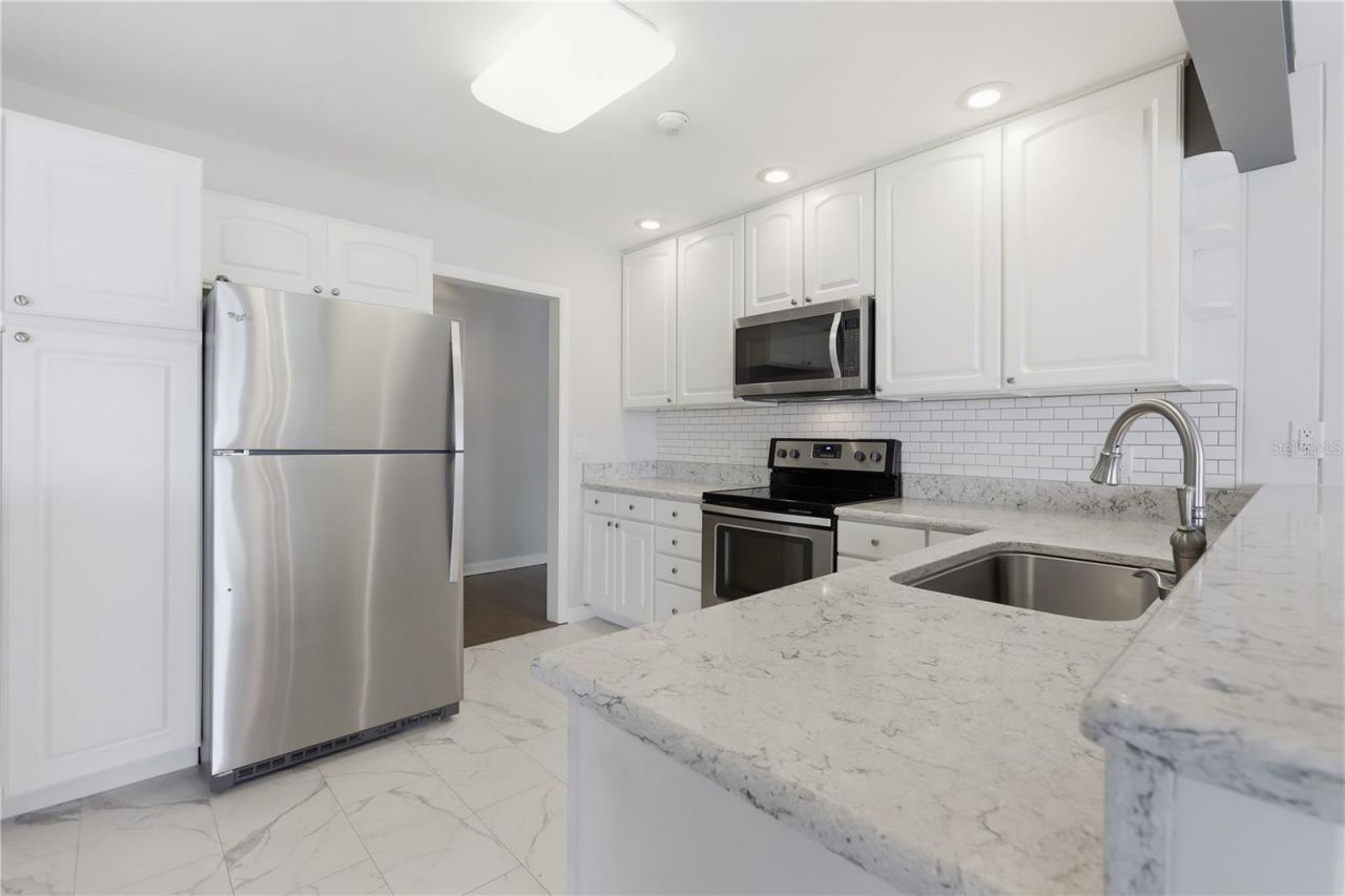 940 N Kepler Road , Deland, FL 32724 Photo