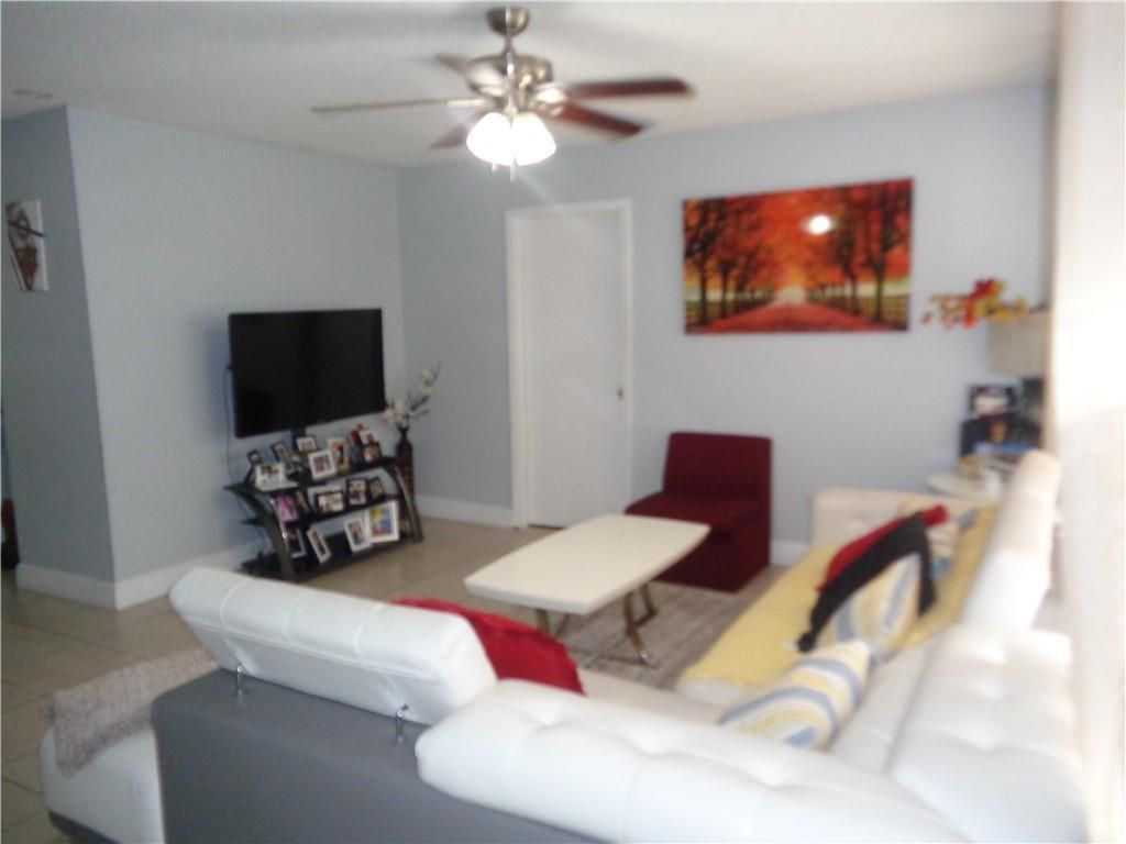 9571 Sunset Strip, Sunrise, FL 33322 Photo