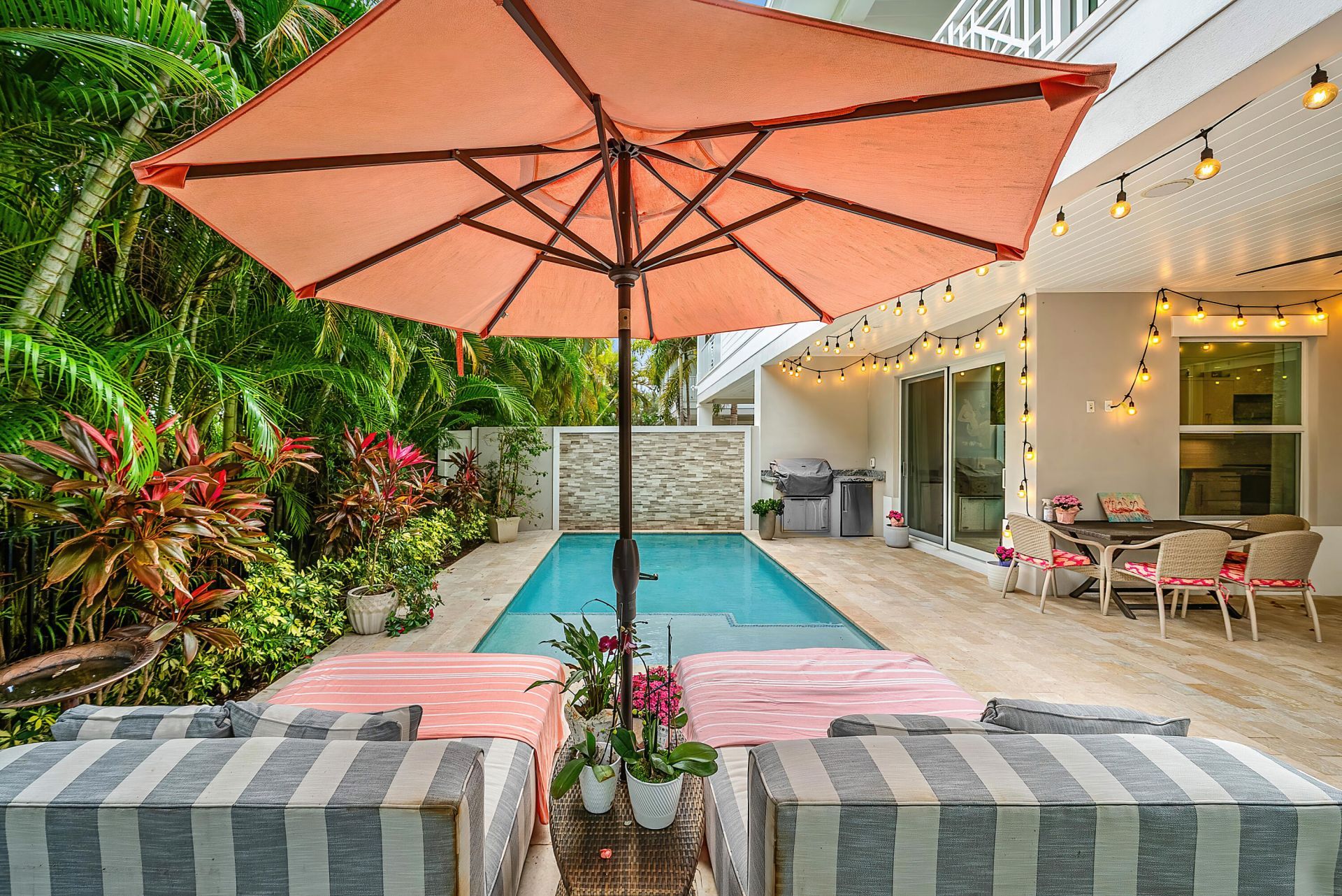 436 NE Wavecrest Way, Boca Raton, FL 33432 Photo