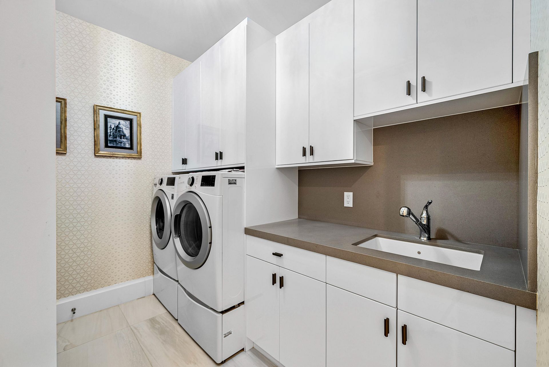 436 NE Wavecrest Way, Boca Raton, FL 33432 Photo