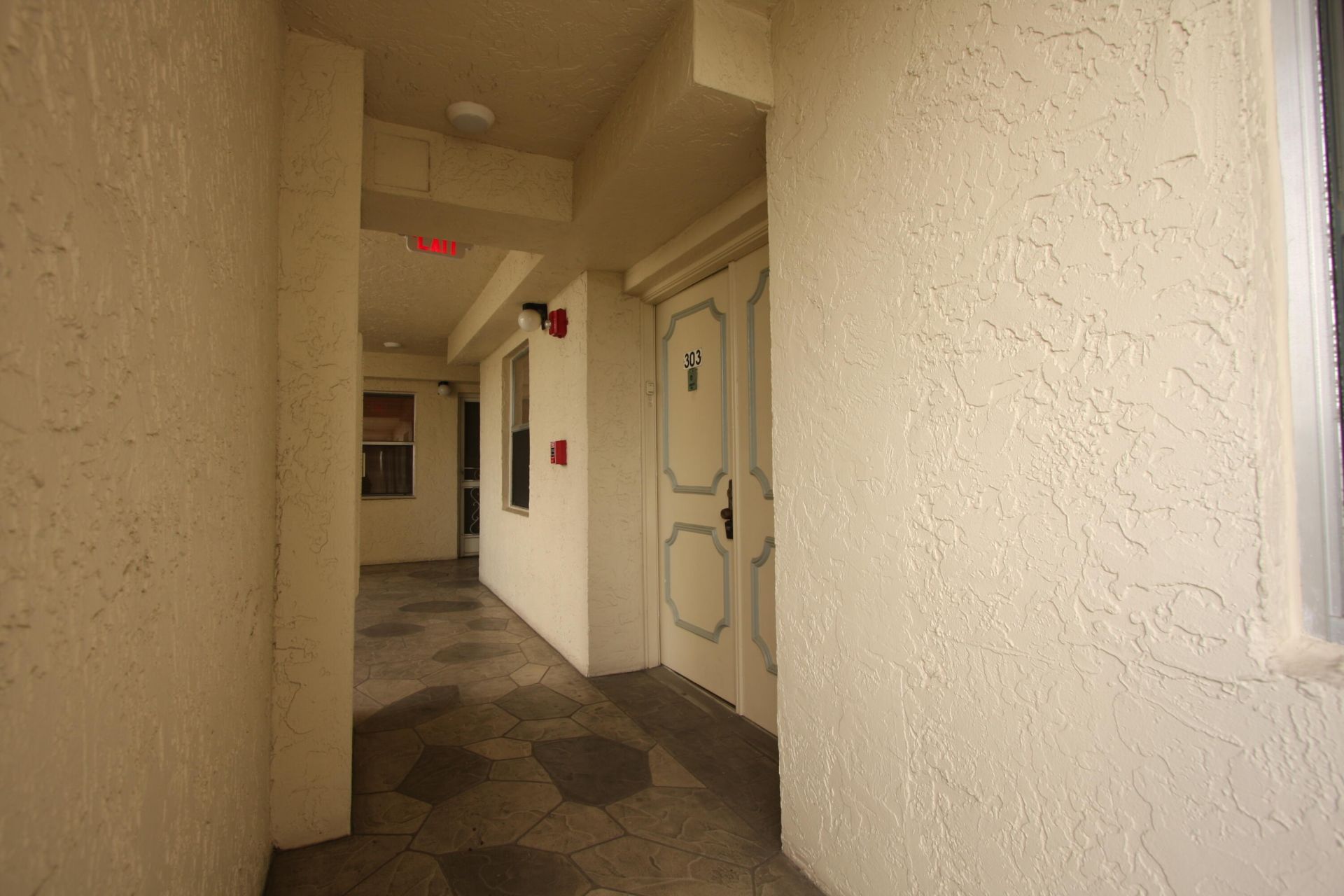 6768 N 10th Ave Avenue N, Unit 303, Lake Worth, FL 33467 Photo