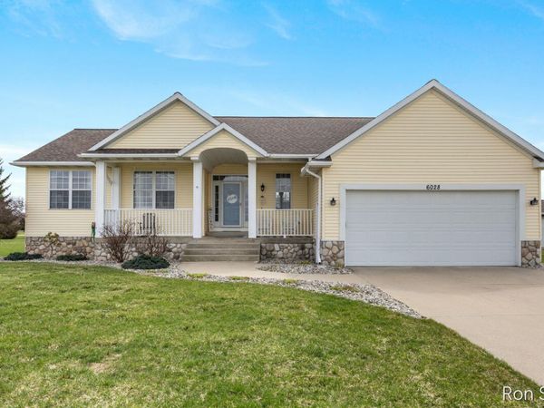 6028 Lincoln Street, Allendale, MI 49401