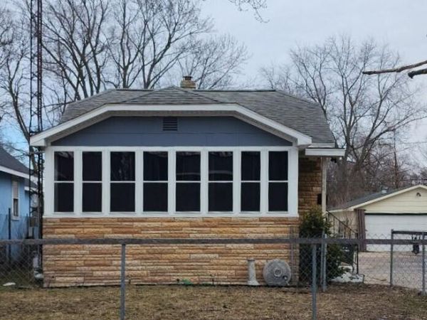 1844 Superior Street, Muskegon, MI 49442