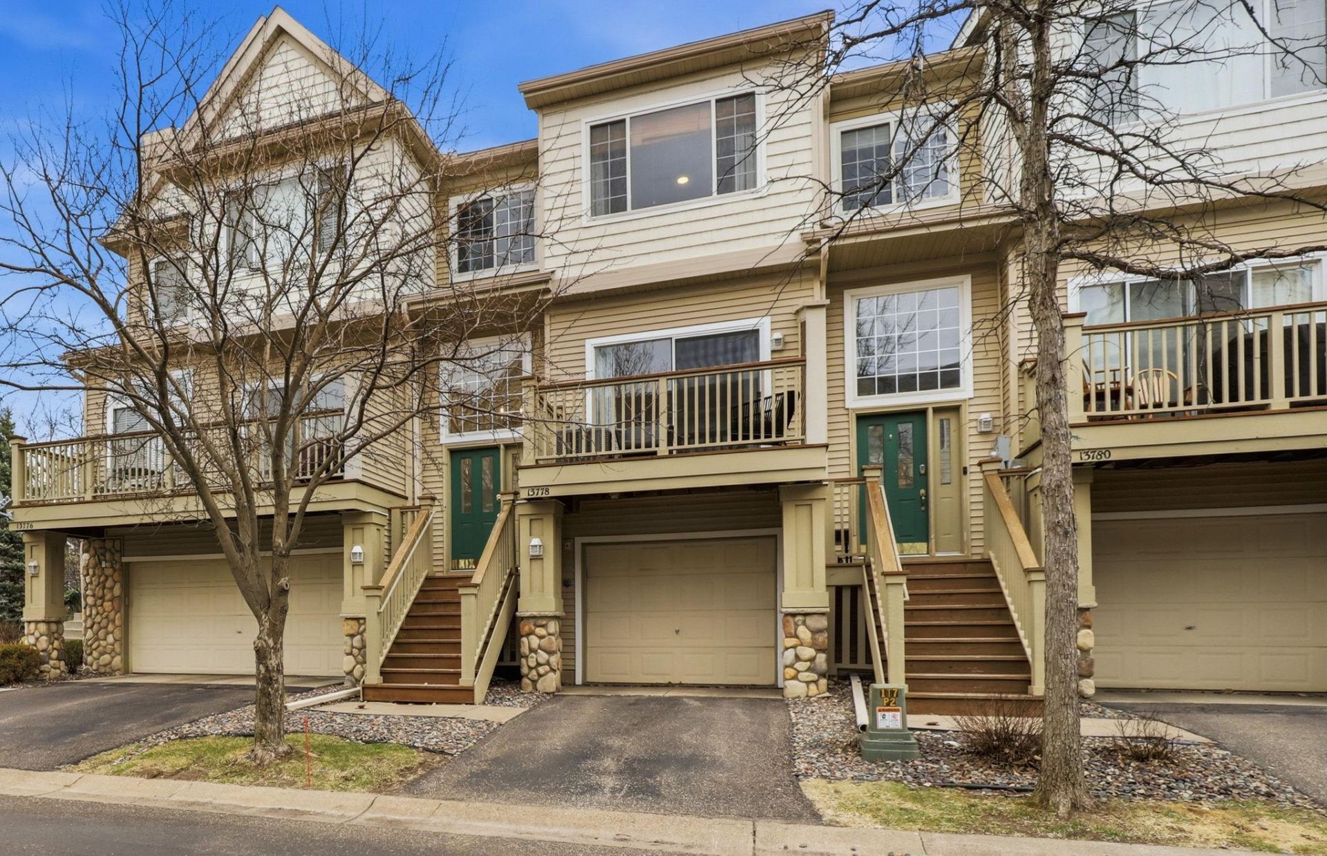 13778 54th Avenue N, Plymouth, MN 55446 Main Photo