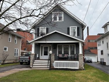 21 Beverly Avenue, Lockport, NY 14094