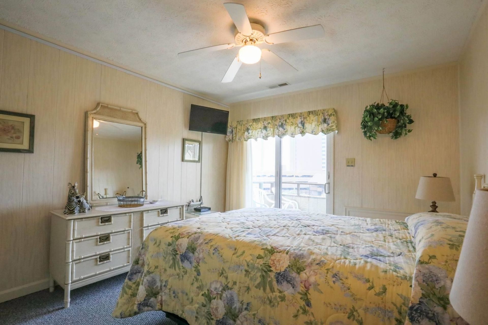 9501 Shore Dr. Photo 10