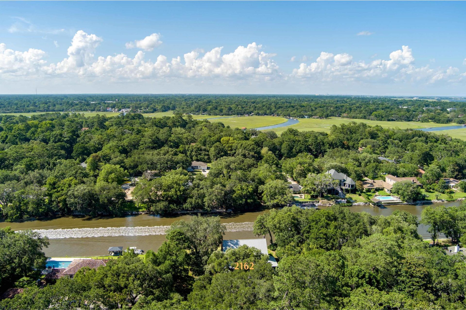 2162 Wappoo Hall Road Photo 4