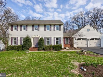 2977 HEARTHSIDE LANE Lancaster, PA 17601