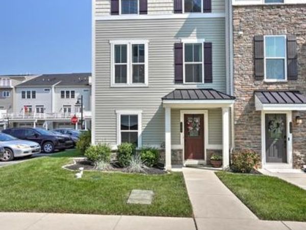 500 SAPPHIRE DRIVE , MALVERN, PA 19355