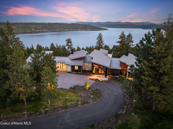 6322 W PLATINUM DR, Coeur d'Alene, ID 83814