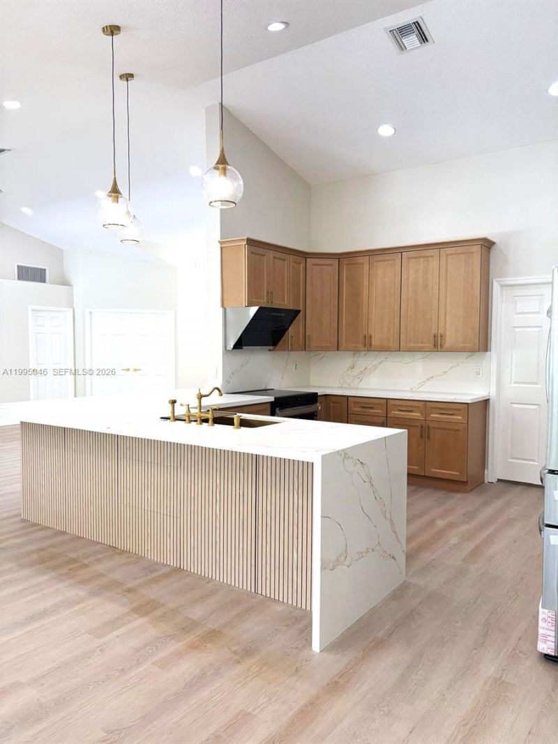 16613 N 61st Pl N , Westlake, FL 33470 Photo