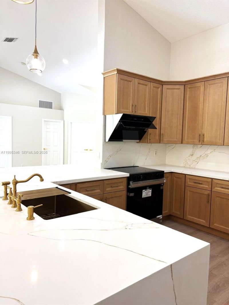 16613 N 61st Pl N , Westlake, FL 33470 Photo