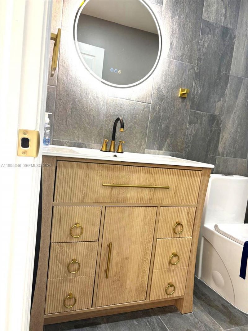 16613 N 61st Pl N , Westlake, FL 33470 Photo