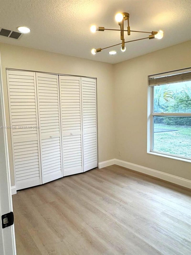 16613 N 61st Pl N , Westlake, FL 33470 Photo